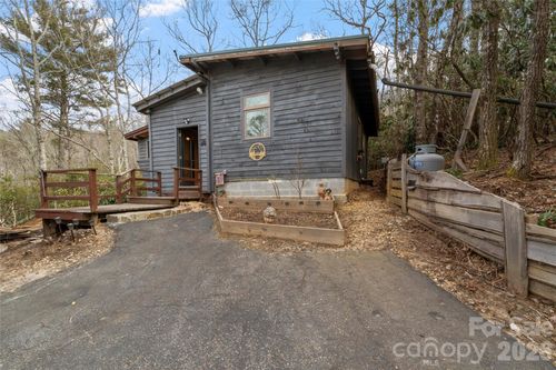 30-141 Overlook Dr, Spruce Pine, NC, 28777-0793 | Card Image