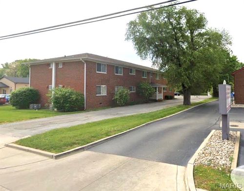 apt-2-10608 Lincoln Trl, Fairview Heights, IL, 62208-1942 | Card Image
