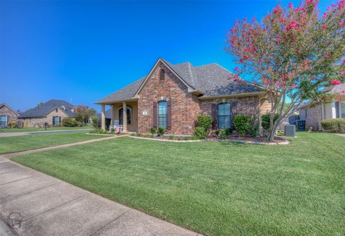 501 Falling Water Cir, Bossier City, LA, 71112-4795 | Card Image