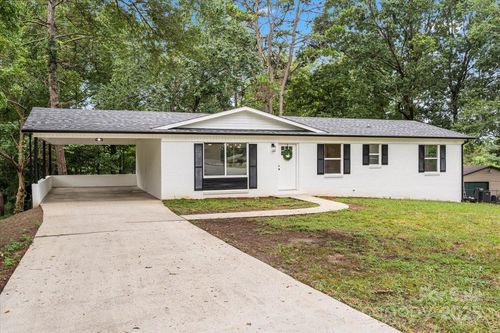 3030 Mac Dr, Hudson, NC, 28638-8779 | Card Image