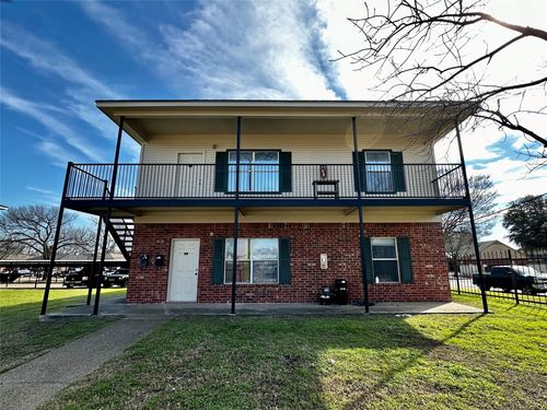 1318 James Ave, Waco, TX, 76706-2132 | Card Image