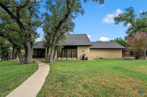3064 Summit Dr, Belton, TX, 76513-1224 | Card Image