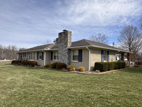 100 River Dr, Mcminnville, TN, 37110-3142 | Card Image