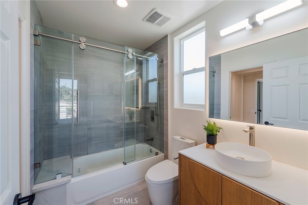 Residential Lease in Los Angeles 5