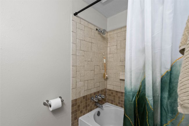 APT-5 - 1905 W Morton St, Townhouse with 3 bedrooms, 2 bathrooms and null parking in Denison TX | Image 17