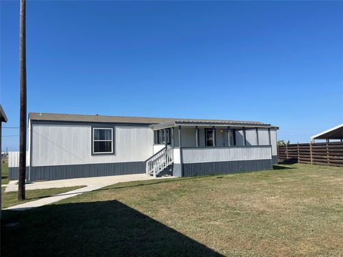 4 Squid Ln, Palacios, TX, 77465-2127 | Card Image