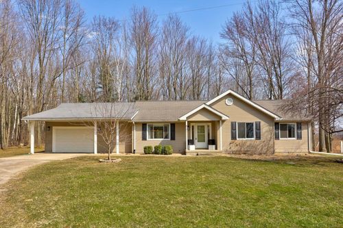 8191 Elms Rd, Birch Run, MI, 48415-8750 | Card Image