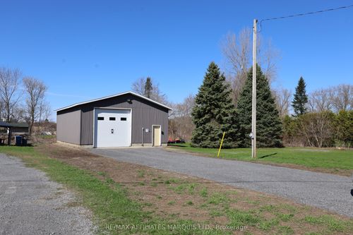 67 St Polycarp St, Moose Creek, ON, K0C1W0 | Card Image