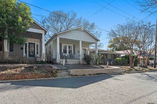 832 America St, Baton Rouge, LA, 70802-5907 | Card Image