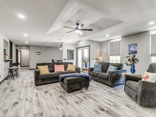 13401 Se 31st St, Choctaw, OK, 73020-6153 | Card Image