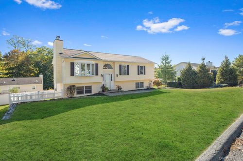 5 Sabrina Ln, Ossining, NY, 10562-3455 | Card Image