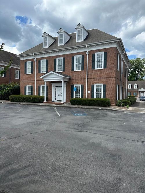 706 S Thornton Ave, Dalton, GA, 30720-8212 | Card Image