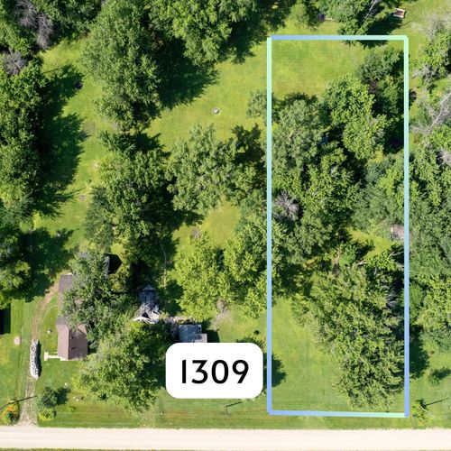 1309 28th Ave Ne, Austin, MN, 55912-6028 | Card Image