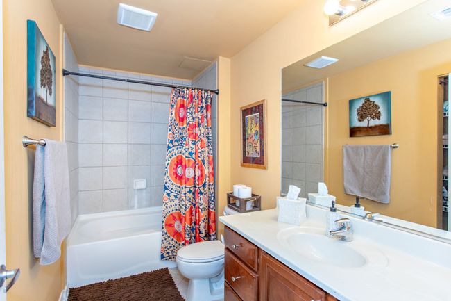 UNIT-424 - 101 Curry Ave, Condo with 2 bedrooms, 2 bathrooms and null parking in Royal Oak MI | Image 36