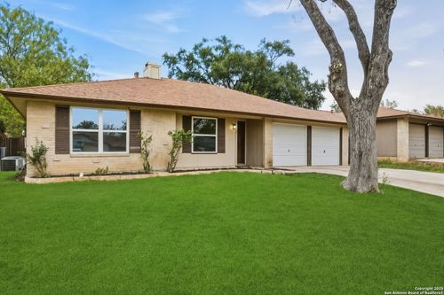 735 Dana Dr, Converse, TX, 78109-1503 | Card Image