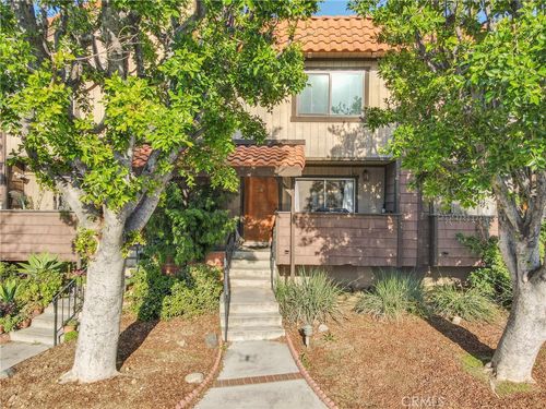 18-9414 Moonbeam Ave, Panorama City, CA, 91402-2623 | Card Image
