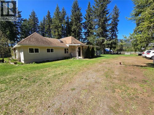 309 Old North Thompson Highway, Clearwater, BC, V0E1N2 | Card Image