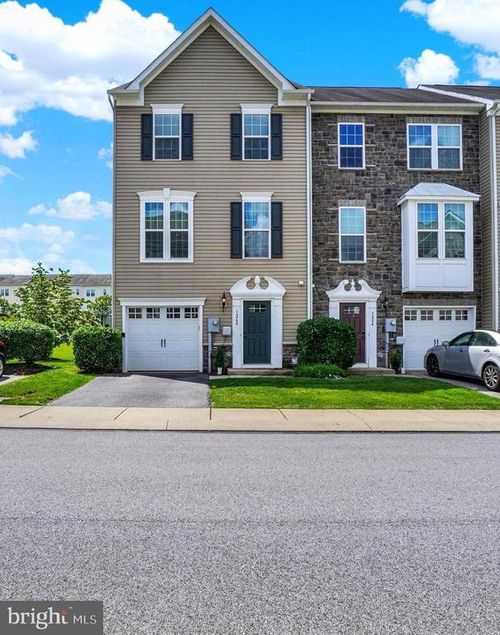 1260 Rannoch Ln, YORK, PA, 17403-9036 | Card Image