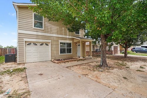1733 Vineridge Ln, Burleson, TX, 76028-7592 | Card Image