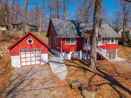 19 Amicalola Dr, Highland Lakes, NJ, 07422 | Card Image