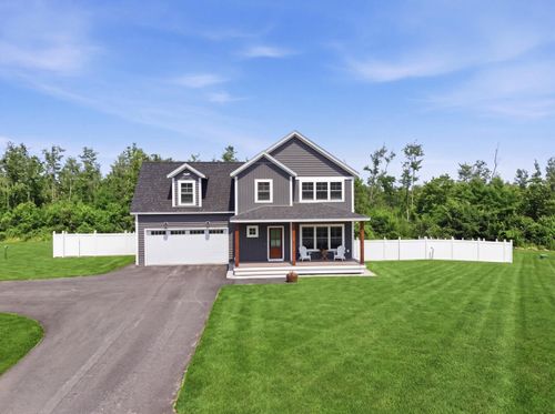 418 Blane Cir, Pembroke, NH, 03275-3271 | Card Image
