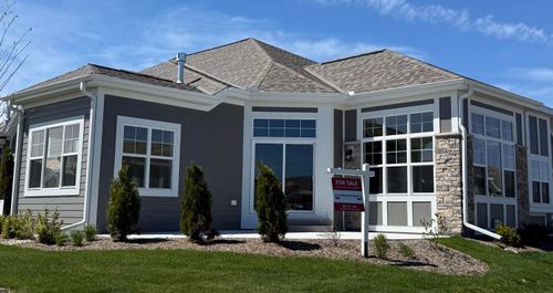 877 Grafton Ave, GRAFTON, WI, 53024 | Card Image