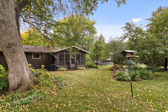 Beautiful, private lot | Image 32