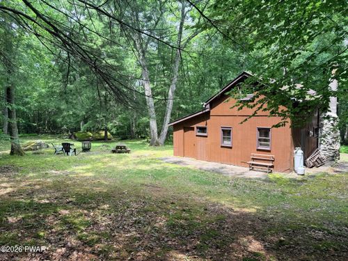 401 Lake Giles Rd, Hawley, PA, 18428 | Card Image