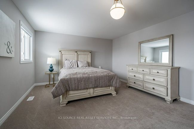 A - 505 Av Clayton, House other with 4 bedrooms, 4 bathrooms and 2 parking in Peterborough ON | Image 15