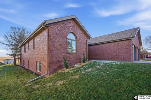 2257 Westwood Dr, Crete, NE, 68333-9440 | Card Image