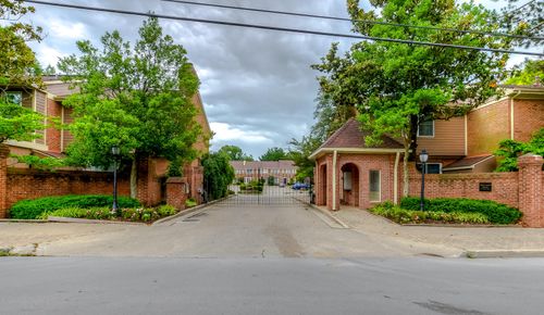 3-541 W Short St, Lexington, KY, 40507-1258 | Card Image
