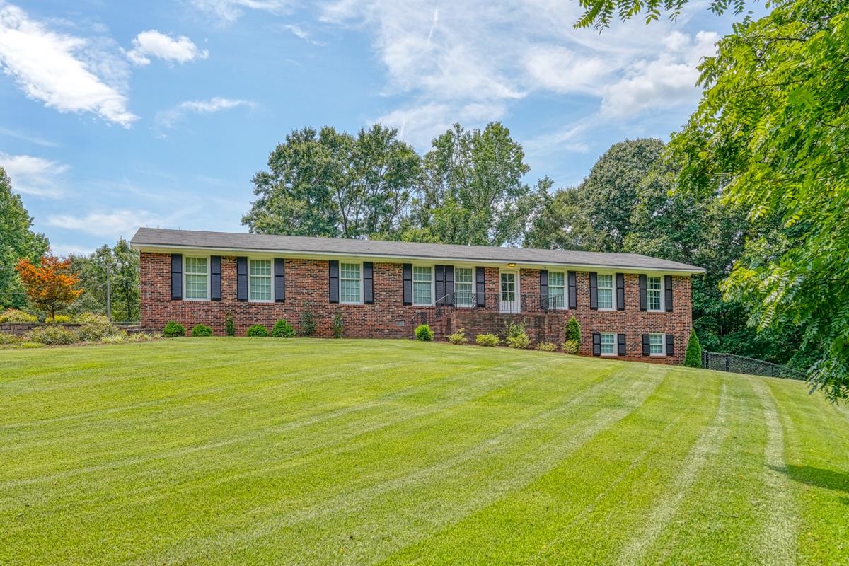 Mcabee Rd, Roebuck, SC 29376