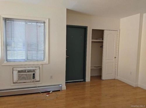 150 Northern Blvd, Flushing, NY, 11354 | Card Image