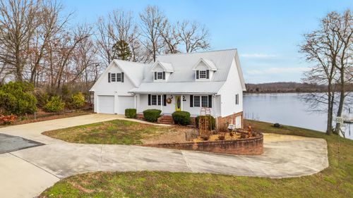 750 Lakewood Dr, Decatur, TN, 37322-8239 | Card Image