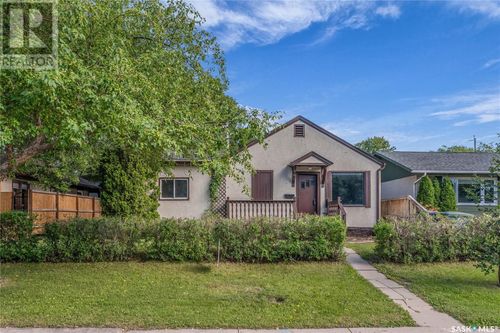 105 Dunlop St, Saskatoon, SK, S7N2B6 | Card Image