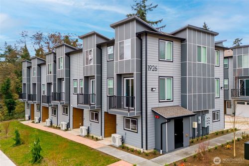 apt-b206-1926 S Washington St, Tacoma, WA, 98405-1057 | Card Image