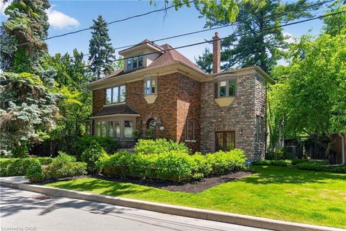 74 Oak Knoll Dr, Hamilton, ON, L8S4C4 | Card Image