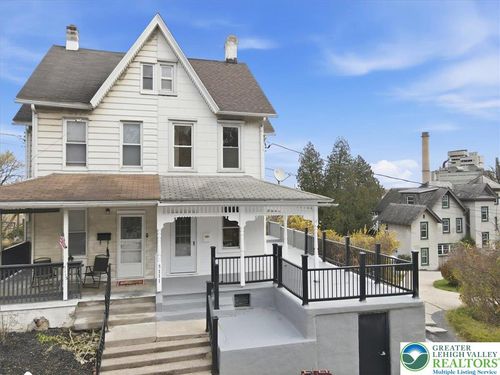 5111 Willow St, Whitehall, PA, 18052-1834 | Card Image