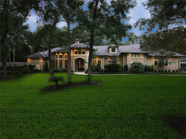 Evenings here are exceptionally peaceful—offering a sense of seclusion and serenity that feels miles away from the city, yet you're just moments from it all. | Image 43