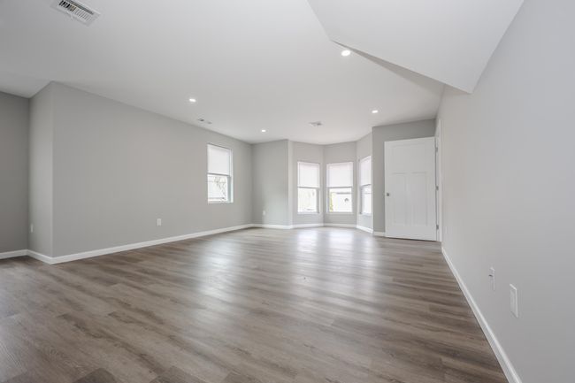 319 Mechanic St, House other with 6 bedrooms, 3 bathrooms and null parking in Laconia NH | Image 30