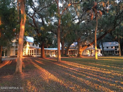 645 S Us Highway 17, San Mateo, FL, 32187-2341 | Card Image