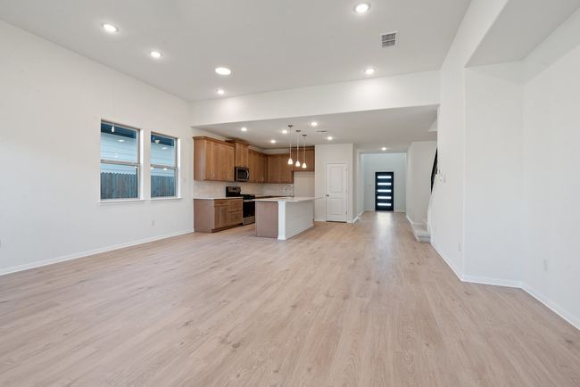 13200 Ditka Dr, House other with 5 bedrooms, 4 bathrooms and 4 parking in Manchaca TX | Image 7