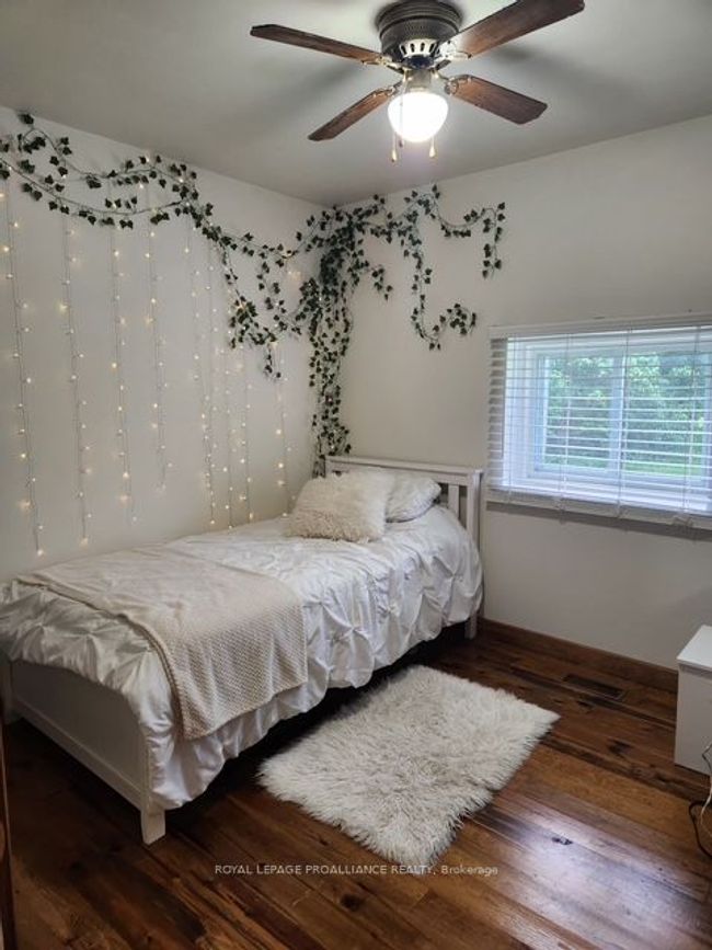 22208 Loyalist Pky, House other with 3 bedrooms, 4 bathrooms and 10 parking in Carrying Place ON | Image 13