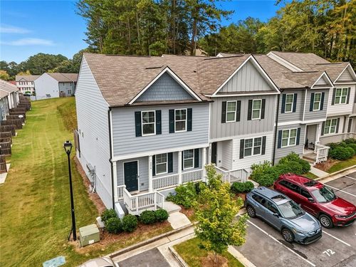 3570 Saratoga Cir, Decatur, GA, 30034-6501 | Card Image