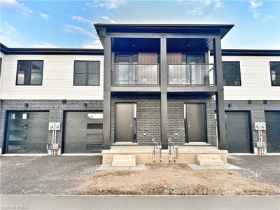 26 (MARINA) 4 Th St, Townhouse with 3 bedrooms, 2 bathrooms and 3 parking in Welland ON | Image 2