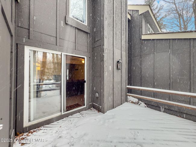 Outdoor Deck | Image 29