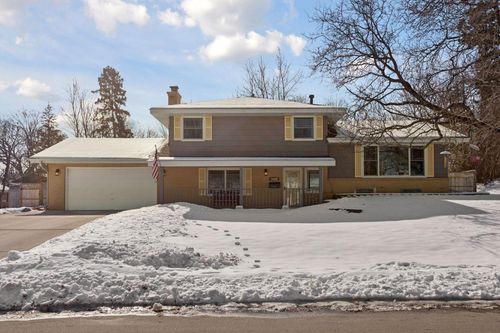 8301 34th Ave N, New Hope, MN, 55427-1828 | Card Image