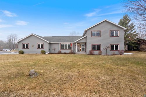 5827 Cedar Ave, Superior, WI, 54880-6273 | Card Image