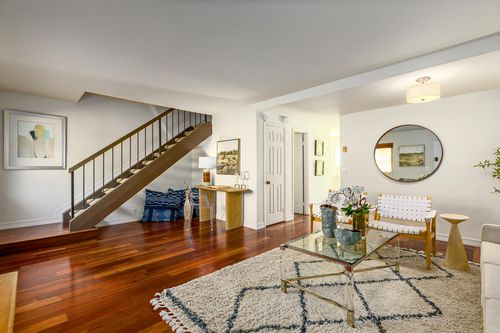 i-1025 Palmetto Way, CARPINTERIA, CA, 93013-2850 | Card Image