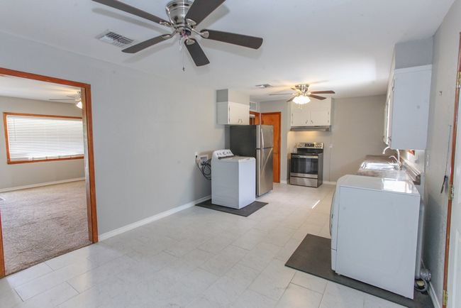 2004 State St, House other with 2 bedrooms, 1 bathrooms and 1 parking in Big Spring TX | Image 9